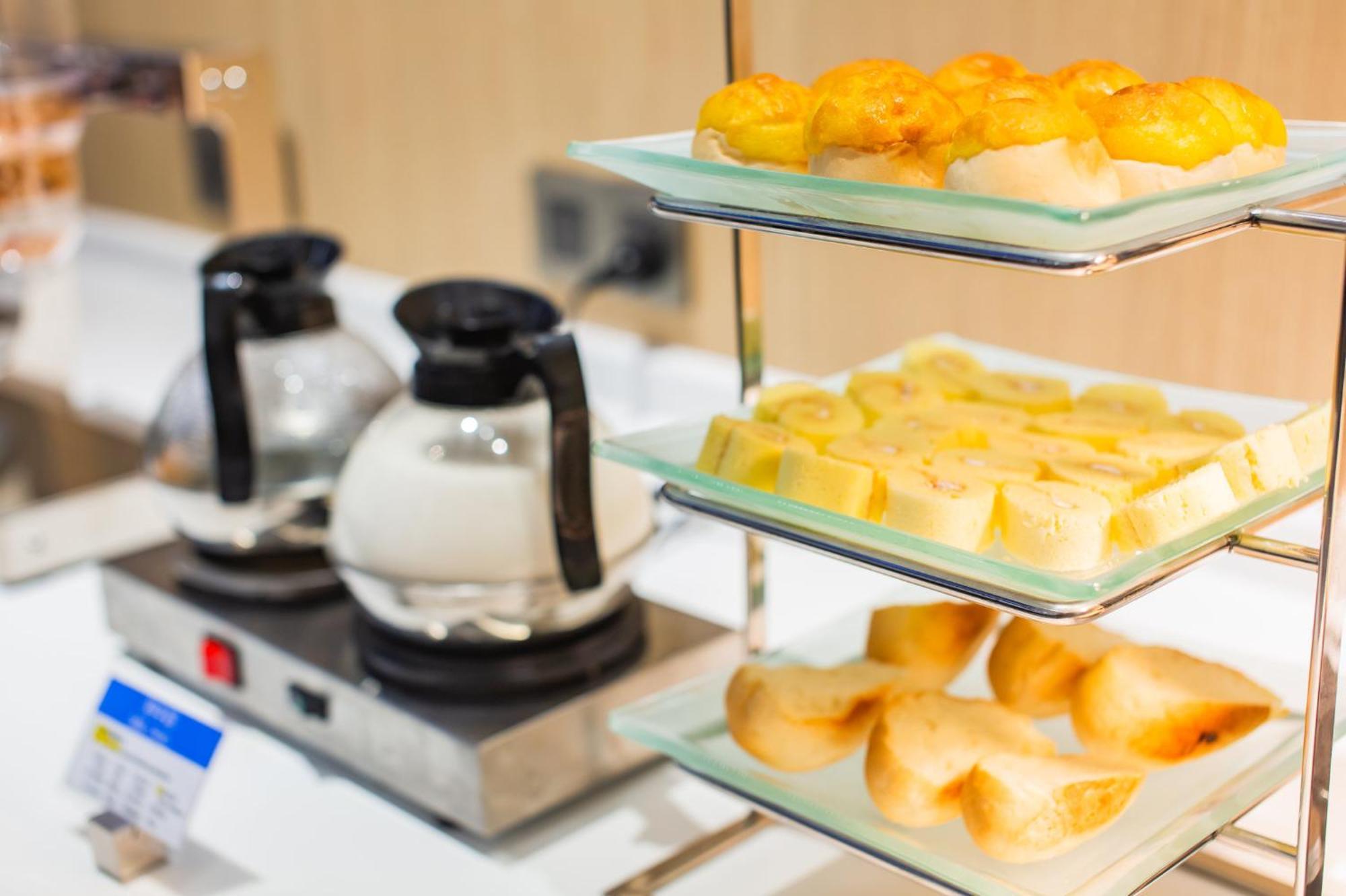 Holiday Inn Express Jiangmen Jianghai By Ihg Esterno foto